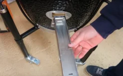 Kamado Monolith Classic Pro Series 2.0 Burdeos Con Pies 32 Kamado Monolith Classic Pro Series 2.0 Burdeos Con Pies -Napoleon || Weber || Broil King Ventas Kamado Monolith Completo Rojo 9