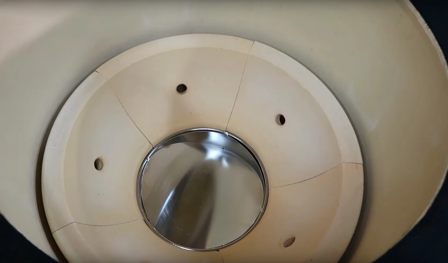 Kamado Monolith Classic Pro Series 2.0 Burdeos Con Pies 13 Kamado Monolith Classic Pro Series 2.0 Burdeos Con Pies - Imagen 13