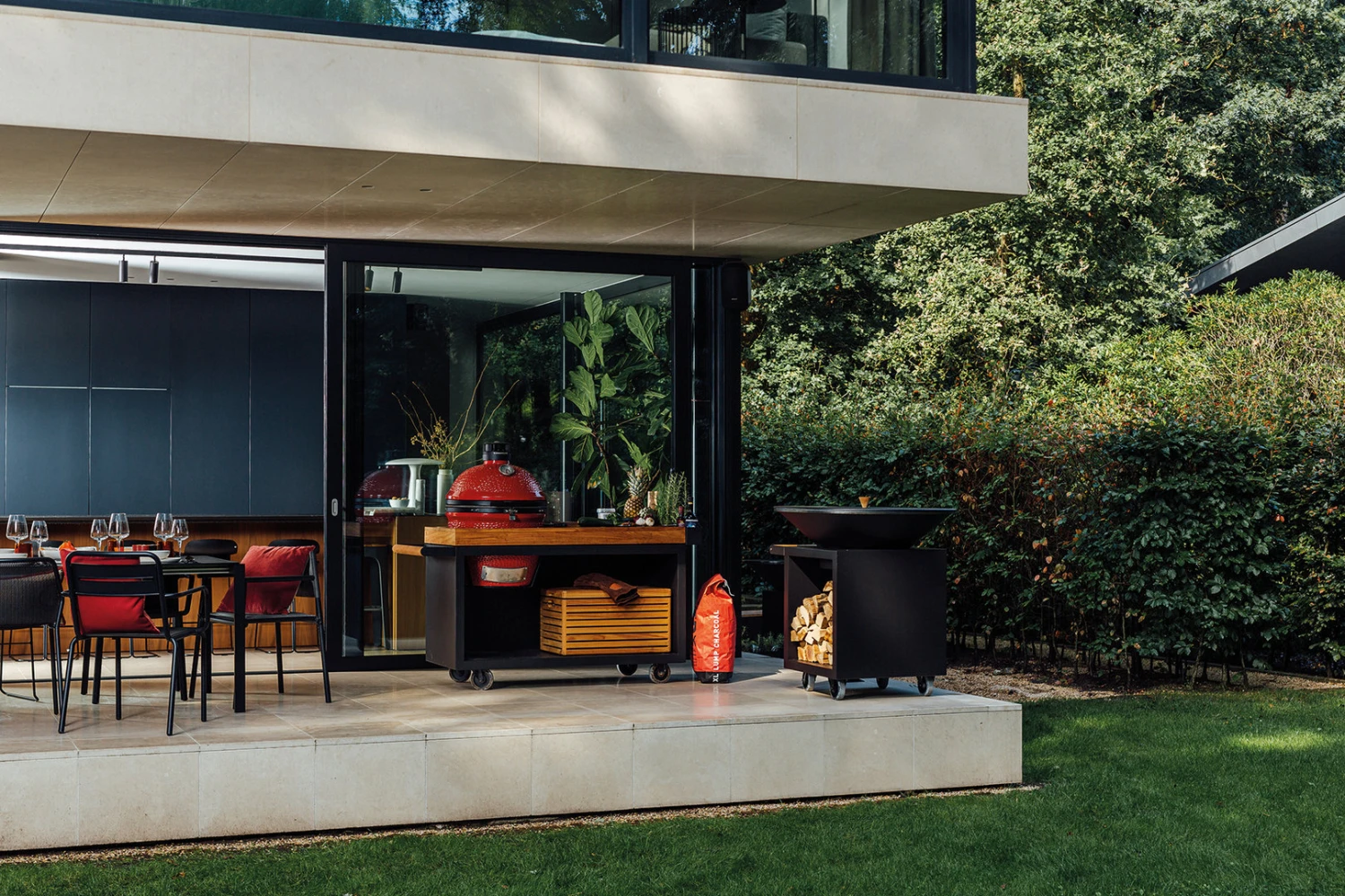 Mesa Con Tabla Teca Ofyr Negro Big Green Egg - Imagen 3